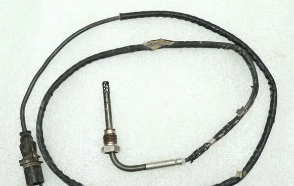 Opel Zafira B Exhaust gas temperature sensor 55566631