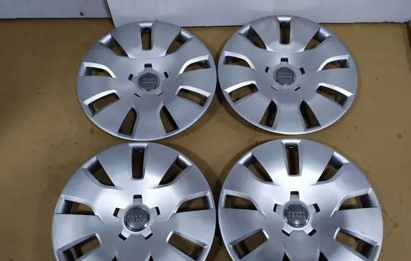Audi A4 S4 B7 8E 8H R16 wheel hub/cap/trim 