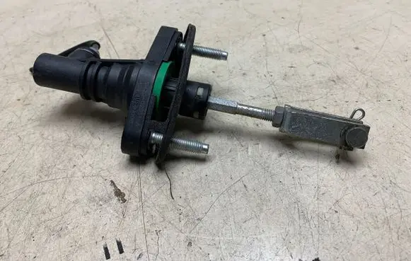 Toyota Verso Clutch master cylinder 3142002051A