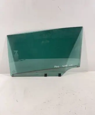 Peugeot 5008 Rear door window glass 