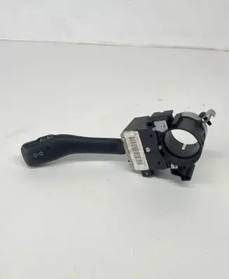 Volkswagen Golf IV Indicator stalk 8L0953513G