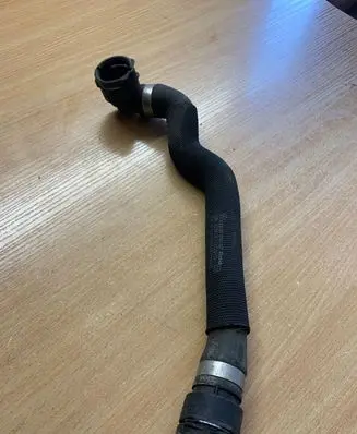 Mercedes-Benz C W205 Engine coolant pipe/hose A2055024784002