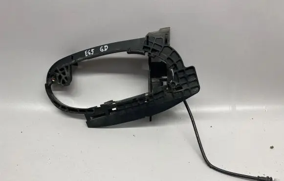 BMW 7 E65 E66 Rear door interior handle 7013704