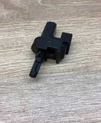 Ford Focus Clutch pedal sensor 4M5T7C534AA