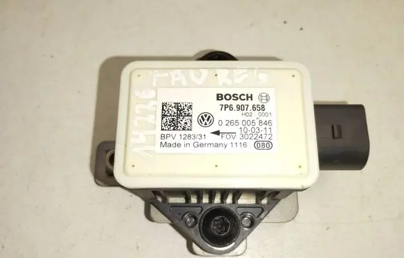Volkswagen Touareg II ESP (stability system) control unit 7P6907658 0265005846 7P6907816