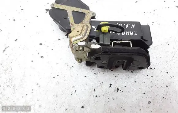 Hyundai Terracan Rear door lock ppt30