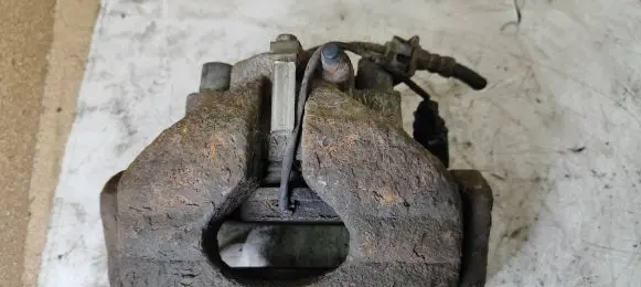Volkswagen Sharan Front brake caliper