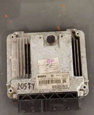 Iveco Daily 35.8 - 9 Engine control unit/module 504073032 0281011228