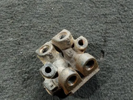 Mazda 323 F Other engine bay part
