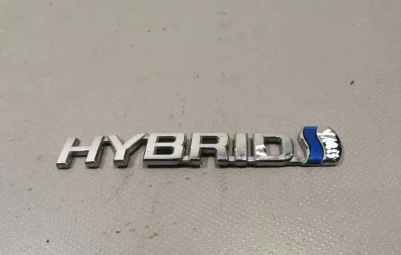 Toyota Yaris Manufacturers badge/model letters 