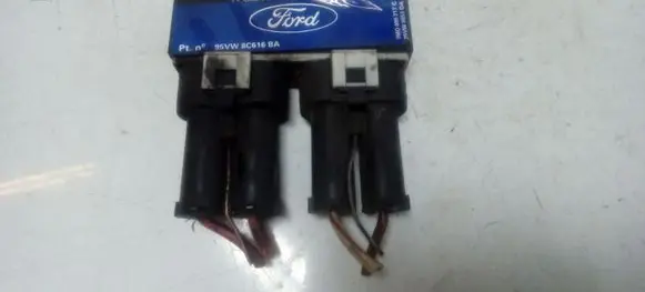 Ford Galaxy Coolant fan relay 7M0000317C