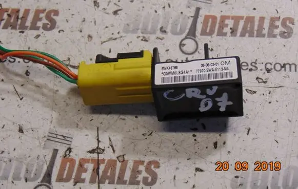 Honda CR-V Airbag deployment crash/impact sensor 77970SWAE113M4