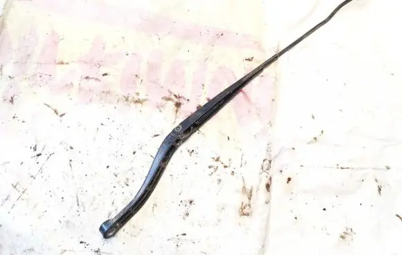 Opel Signum Front wiper blade arm