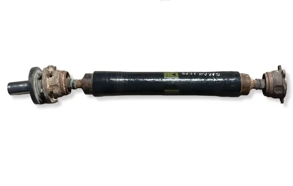 Mitsubishi Pajero Rear driveshaft/prop shaft MR498