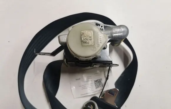 Mazda 5 Front seatbelt BGD030017