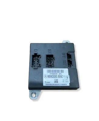 Mercedes-Benz E W211 Comfort/convenience module 2115452232
