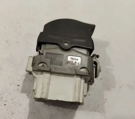 Renault Scenic II - Grand scenic II Electric window control switch 315029A