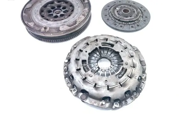 BMW 1 E81 E87 Clutch set kit 415055210