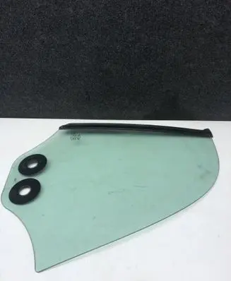 Mini One - Cooper R50 - 53 Rear side window