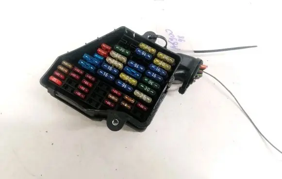 Audi A4 S4 B5 8D Fuse box set