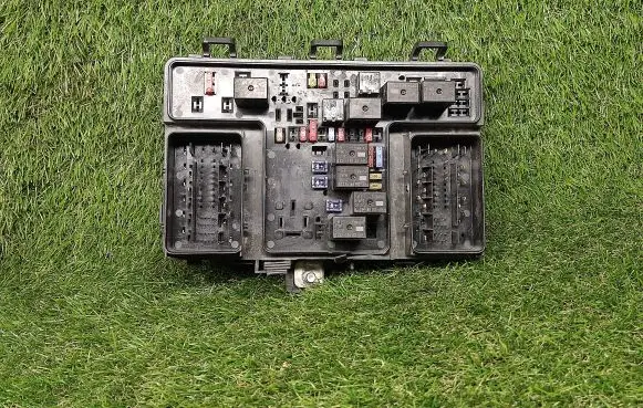Ford Fusion II Power management control unit FG9T14A067AE