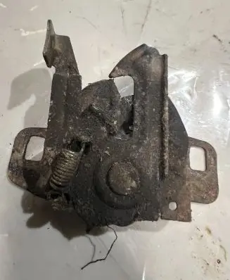 Jeep Cherokee III KJ Engine bonnet/hood lock/catch
