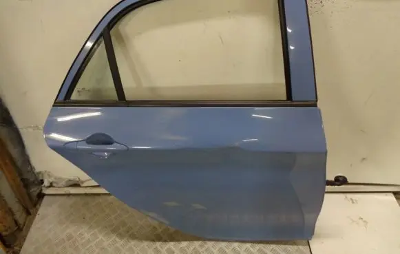 KIA Picanto Rear door
