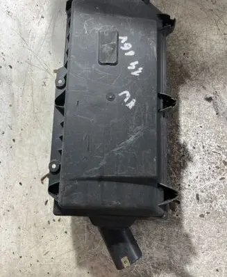 Volkswagen Golf IV Air filter box 036129611BD 0811962 029621920