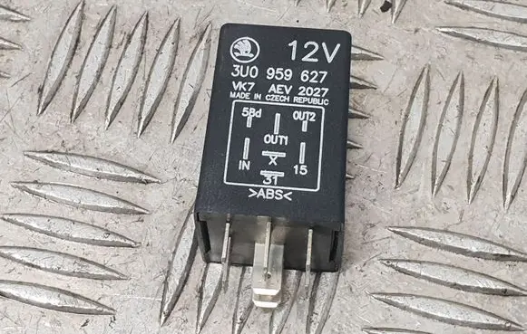 Skoda Superb B5 (3U) Other relay 3U0959627