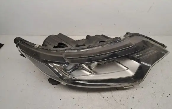 Mitsubishi Outlander Headlight/headlamp ECM92122A20