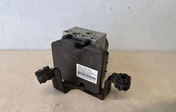 BMW X5 F15 ABS Pump 6879437 6879436