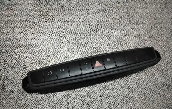 Smart ForFour I Hazard light switch A4548202610