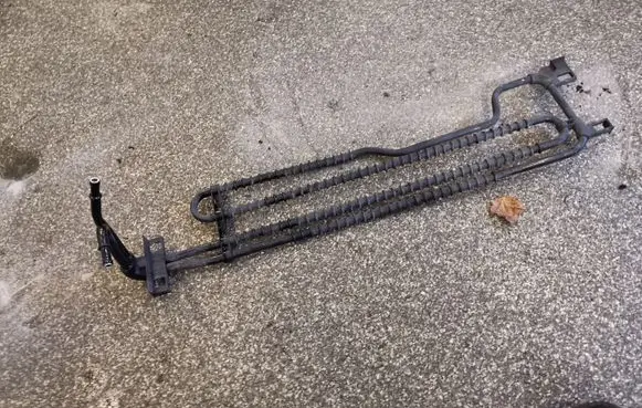 Mercedes-Benz E W212 Power steering radiator 