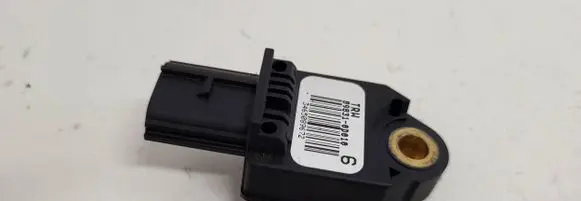 Toyota Yaris Airbag deployment crash/impact sensor 898310D010 3465089672
