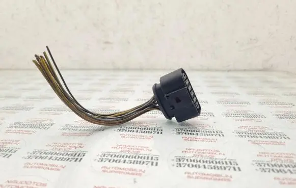 Volkswagen Golf IV Headlight/headlamp wiring loom/harness 1J0973735