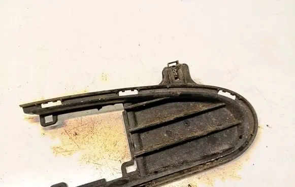 Volkswagen Sharan Front bumper lower grill 7m0853684b 95vw17b968aaw