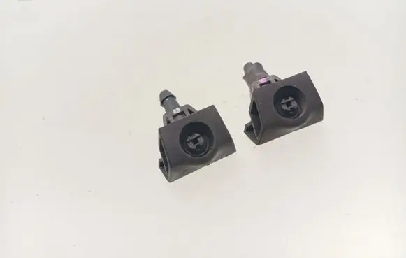 Nissan Note (E12) Windshield washer spray nozzle 