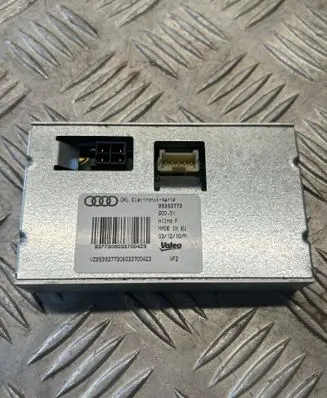 Audi Q7 4L Light module LCM 89393773