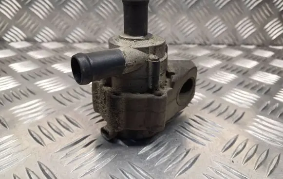 Mazda CX-5 Webasto circulation pump for autonomous heater 9021337B 25513