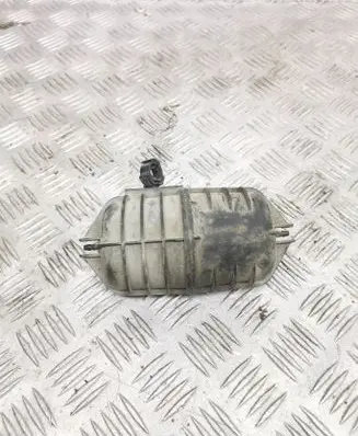 BMW 5 E39 Vacuum air tank 2247620