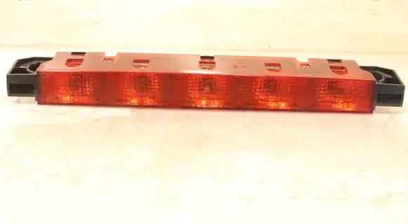 Peugeot 407 Third/center stoplight