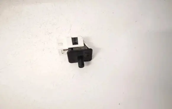 Mercedes-Benz E W211 Front door sensor coupe 2028209410