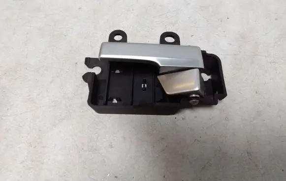 Rear door interior handle