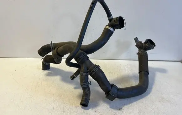 Audi Q2 - Engine coolant pipe/hose 5WA121049Q