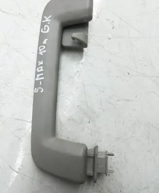 Rear interior roof grab handle