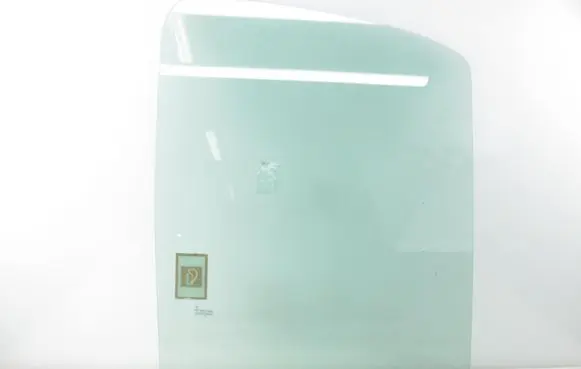 Opel Movano A Front door window glass four-door 