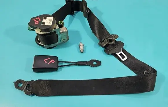Mercedes-Benz Sprinter W906 Front seatbelt 601384100 IMPRK1571727