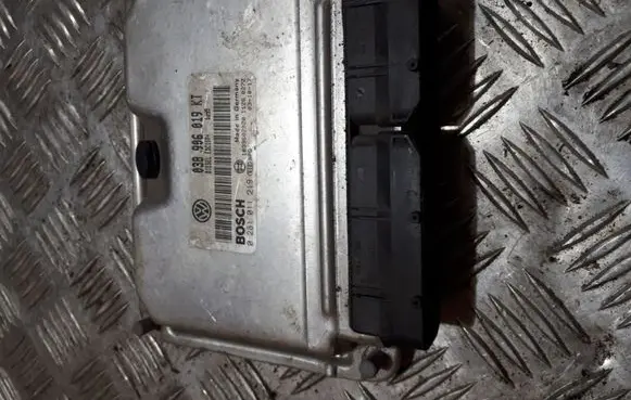 Seat Ibiza III (6L) Engine control unit/module 038906019KT 0281011219