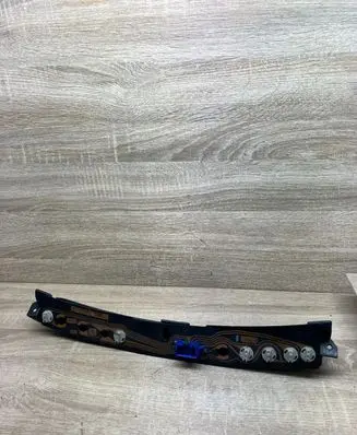 Chrysler Voyager Screen/display/small screen 04685654AB 19400201