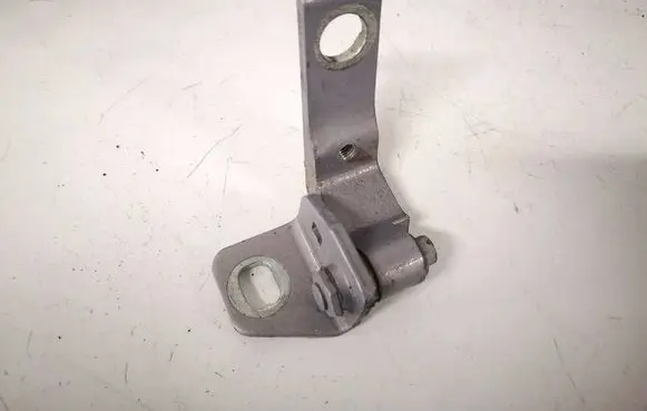Ford Focus Rear door lower hinge am51u22800a am51-u22800-a